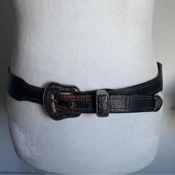 Macy's Leather Belt Vintage Brown Tooled Oiled Harness Leather Made in Italy 32" - Picture 2 of 15